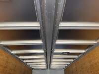 いすゞフォワードアルミウイング中型（4t）[写真12]