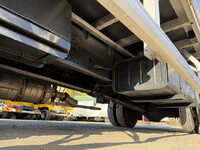 いすゞフォワードアルミウイング中型（4t）[写真24]