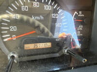 いすゞフォワードアルミウイング中型（4t）[写真36]