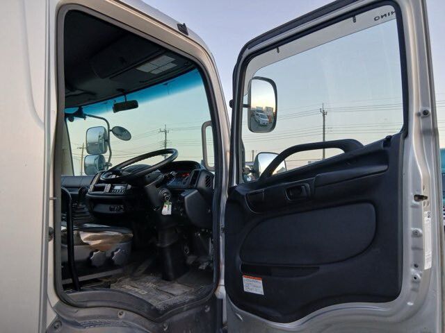 日野レンジャークレーン付増トン（6t・8t）[写真22]