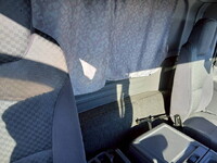 いすゞフォワード冷凍車（冷蔵車）中型（4t）[写真29]