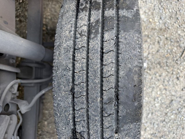 日野デュトロ冷凍車（冷蔵車）小型（2t・3t）[写真20]