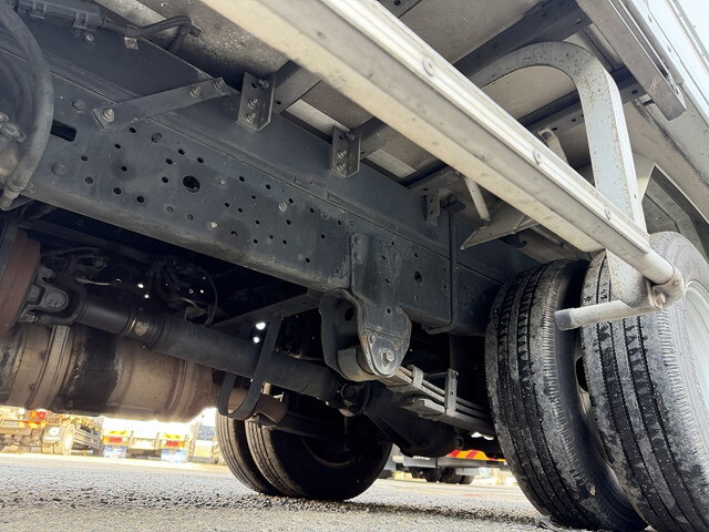 日野デュトロ冷凍車（冷蔵車）小型（2t・3t）[写真25]