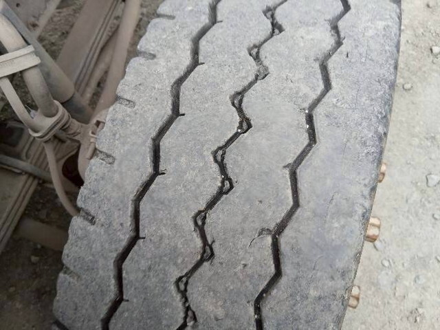 三菱ふそうファイターミキサー車（コンクリートミキサー）増トン（6t・8t）[写真12]