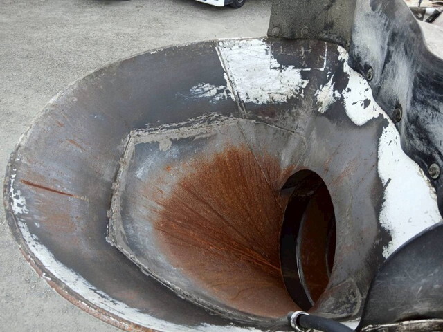 三菱ふそうファイターミキサー車（コンクリートミキサー）増トン（6t・8t）[写真22]