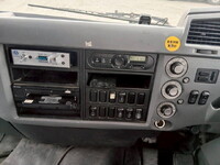 三菱ふそうファイターミキサー車（コンクリートミキサー）増トン（6t・8t）[写真34]