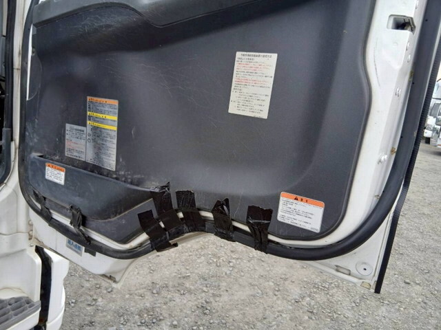 三菱ふそうファイターミキサー車（コンクリートミキサー）増トン（6t・8t）[写真35]