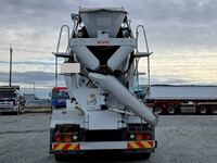 三菱ふそうファイターミキサー車（コンクリートミキサー）増トン（6t・8t）[写真05]