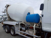 三菱ふそうファイターミキサー車（コンクリートミキサー）増トン（6t・8t）[写真08]