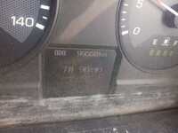 三菱ふそうファイターミキサー車（コンクリートミキサー）増トン（6t・8t）[写真10]