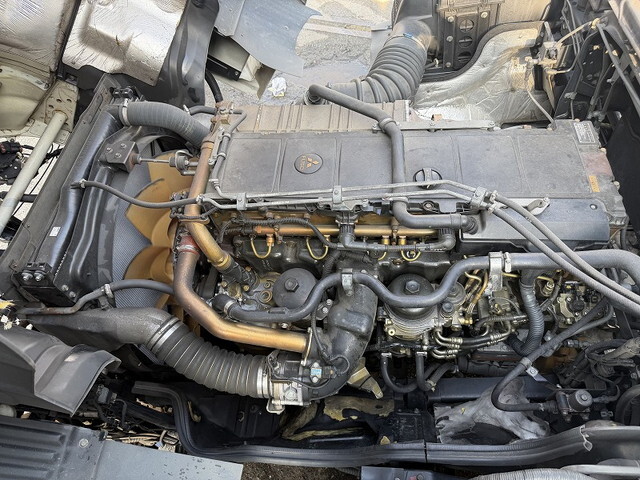 三菱ふそうその他の車種トレーラーヘッド（トラクターヘッド）大型（10t）[写真10]