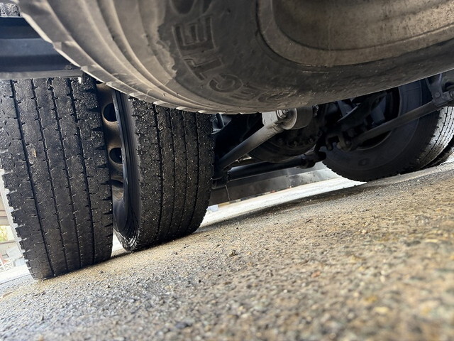 三菱ふそうその他の車種トレーラーヘッド（トラクターヘッド）大型（10t）[写真21]