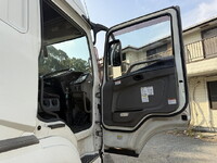 三菱ふそうその他の車種トレーラーヘッド（トラクターヘッド）大型（10t）[写真27]