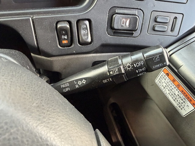 三菱ふそうその他の車種トレーラーヘッド（トラクターヘッド）大型（10t）[写真35]