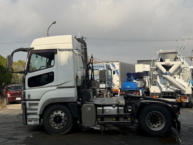 三菱ふそうその他の車種トレーラーヘッド（トラクターヘッド）大型（10t）[写真06]