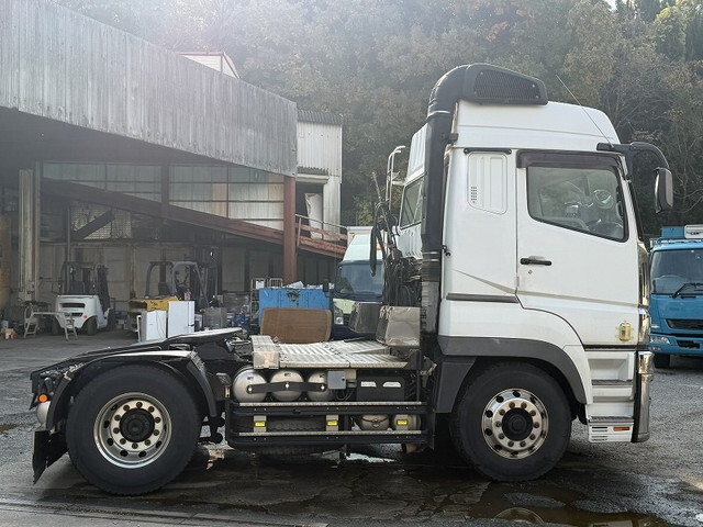 三菱ふそうその他の車種トレーラーヘッド（トラクターヘッド）大型（10t）[写真08]