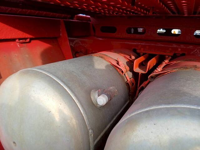 日野プロフィアトレーラーヘッド（トラクターヘッド）大型（10t）[写真26]