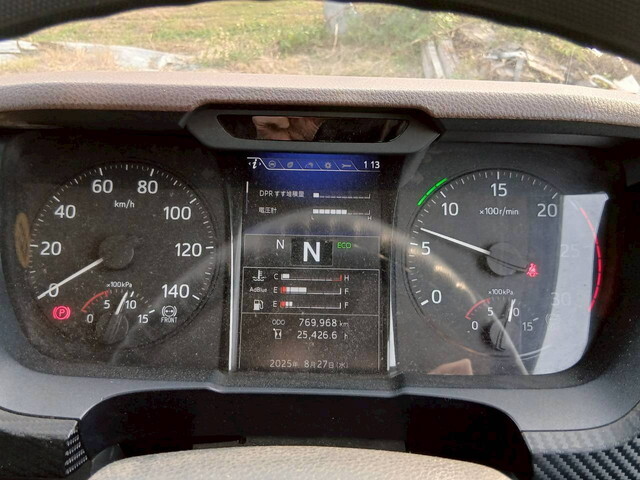 日野プロフィアトレーラーヘッド（トラクターヘッド）大型（10t）[写真36]