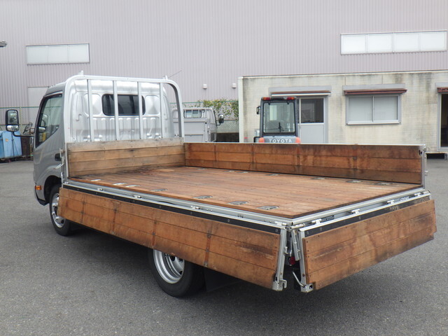 トヨタその他の車種平ボディ小型（2t・3t）[写真10]