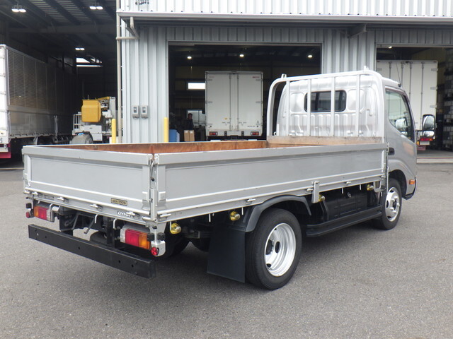 トヨタその他の車種平ボディ小型（2t・3t）[写真02]