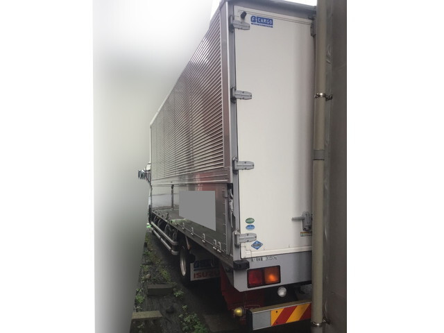 いすゞフォワードアルミウイング中型（4t）[写真02]