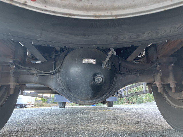 いすゞフォワードアルミウイング中型（4t）[写真24]