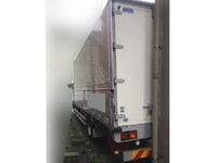 いすゞフォワードアルミウイング中型（4t）[写真02]