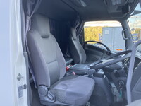 いすゞフォワードアルミウイング中型（4t）[写真33]