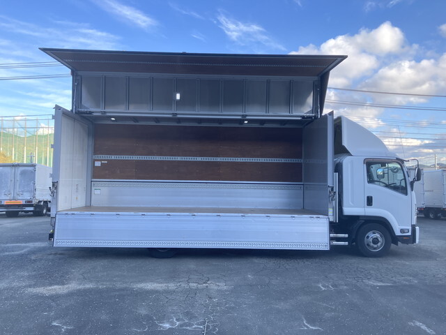 いすゞフォワードアルミウイング中型（4t）[写真08]