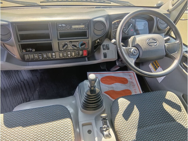 日野デュトロセーフティローダー小型（2t・3t）[写真21]