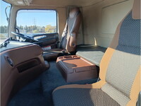 日野プロフィアクレーン4段大型（10t）[写真23]