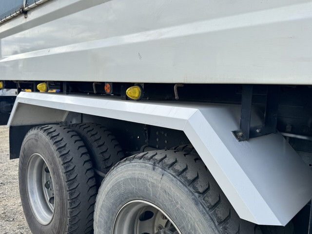 日野プロフィアダンプ大型（10t）[写真26]