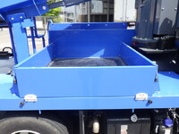 いすゞエルフ高所作業車小型（2t・3t）[写真11]