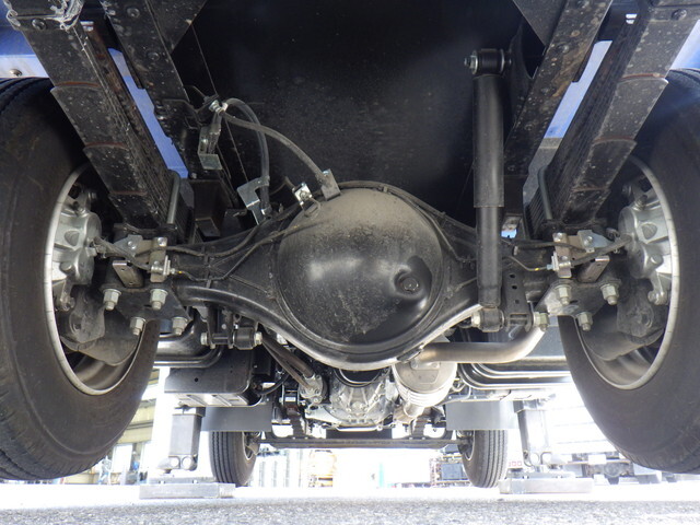 いすゞエルフ高所作業車小型（2t・3t）[写真34]