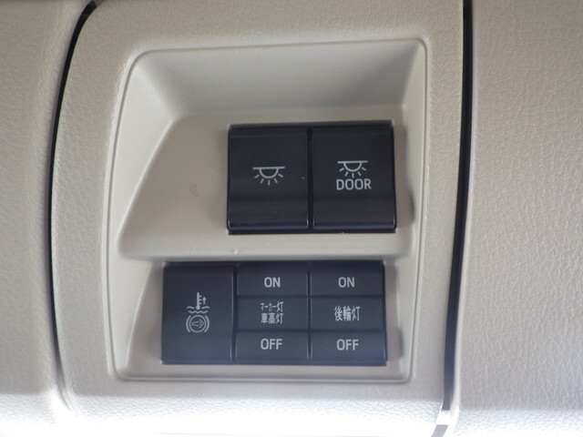 日野レンジャーアルミウイング中型（4t）[写真26]