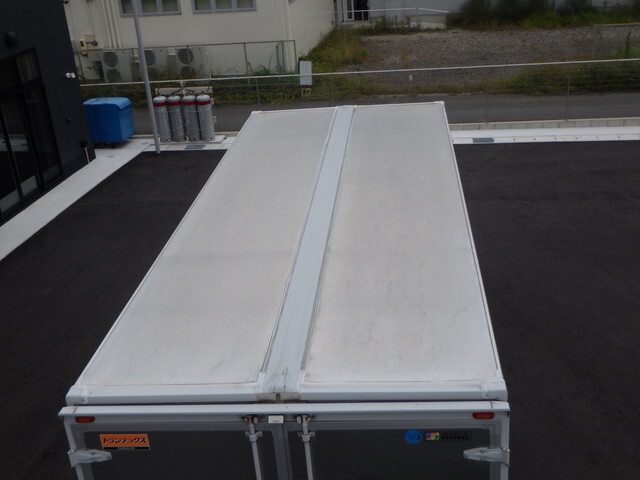 日野レンジャーアルミウイング中型（4t）[写真05]