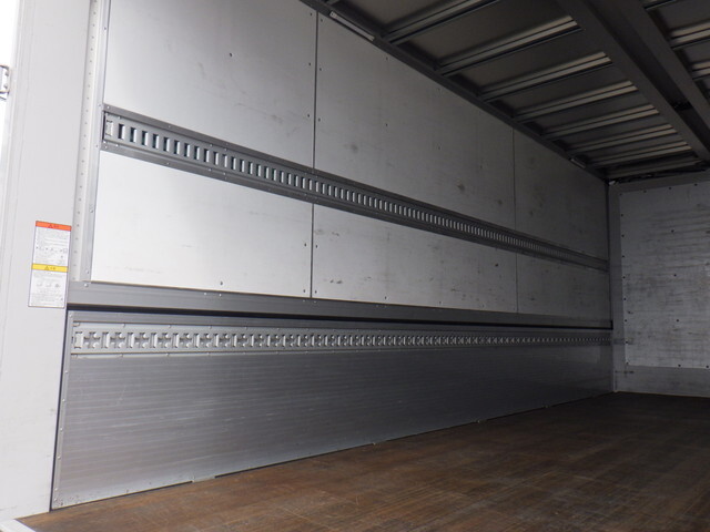 日野レンジャーアルミウイング中型（4t）[写真07]