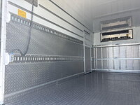 いすゞエルフ冷凍車（冷蔵車）小型（2t・3t）[写真12]