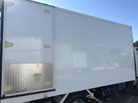 いすゞエルフ冷凍車（冷蔵車）小型（2t・3t）[写真15]