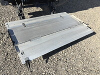 いすゞエルフ冷凍車（冷蔵車）小型（2t・3t）[写真18]