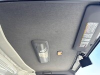 いすゞエルフ冷凍車（冷蔵車）小型（2t・3t）[写真30]