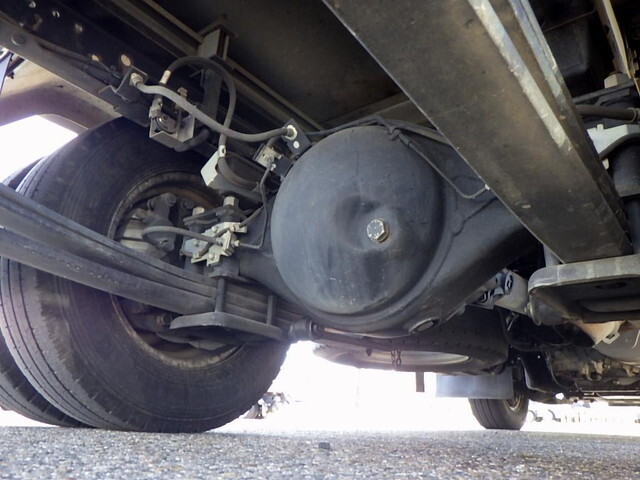 いすゞエルフ冷凍車（冷蔵車）小型（2t・3t）[写真25]