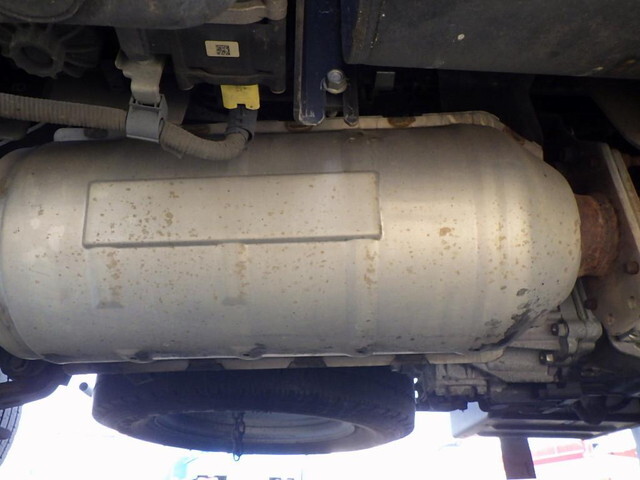 いすゞエルフ冷凍車（冷蔵車）小型（2t・3t）[写真26]