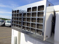 いすゞエルフ冷凍車（冷蔵車）小型（2t・3t）[写真37]