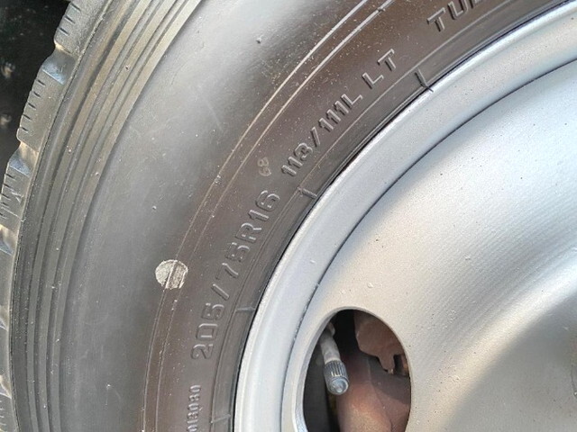 三菱ふそうキャンターダンプ小型（2t・3t）[写真16]