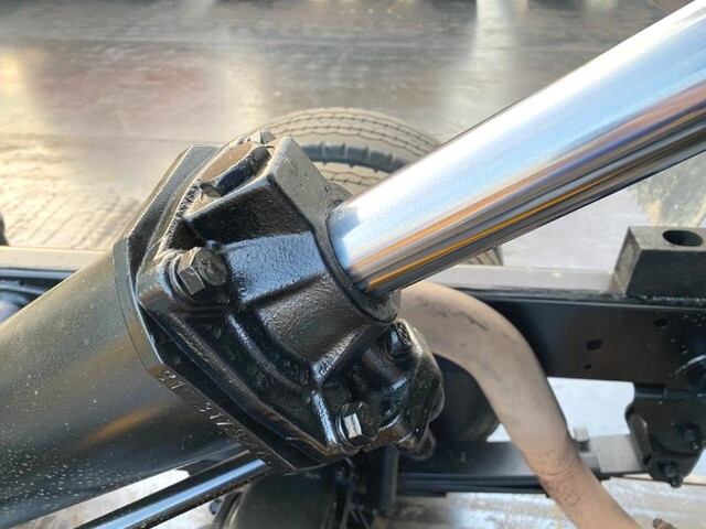 三菱ふそうキャンターダンプ小型（2t・3t）[写真23]