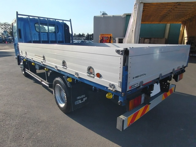 いすゞエルフアルミブロック小型（2t・3t）[写真02]