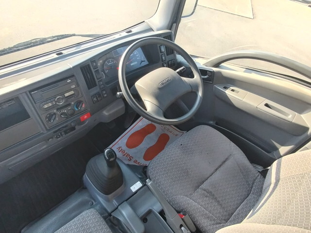 いすゞエルフアルミブロック小型（2t・3t）[写真22]