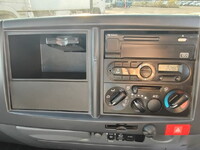 いすゞエルフアルミブロック小型（2t・3t）[写真25]