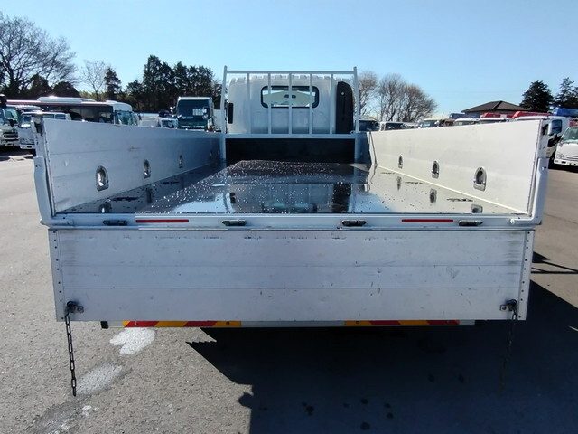 いすゞエルフアルミブロック小型（2t・3t）[写真06]